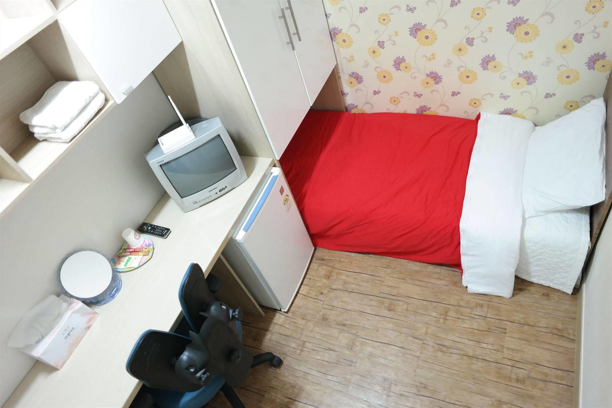 Storyhouse Myeongdong Hotel Seoul Ngoại thất bức ảnh