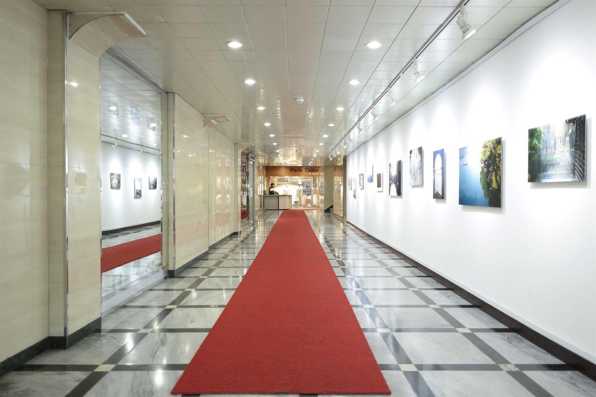 Storyhouse Myeongdong Hotel Seoul Ngoại thất bức ảnh